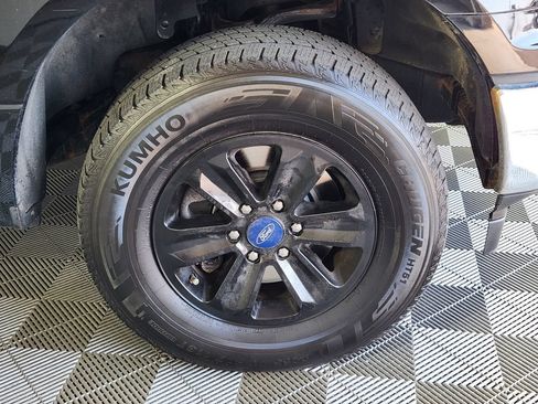 Used 2018 Ford F150 XLT AWD/4WD image 9