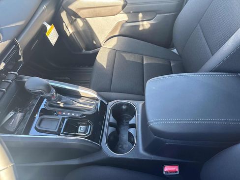 New 2026 GMC Canyon Elevation w/ Convenience Package image 23