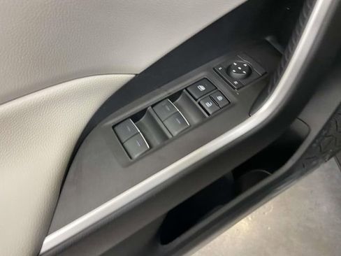 Used 2025 Toyota RAV4 XLE w/ Convenience Package image 19