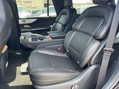 New 2026 Lincoln Navigator Black Label AWD/4WD image 16