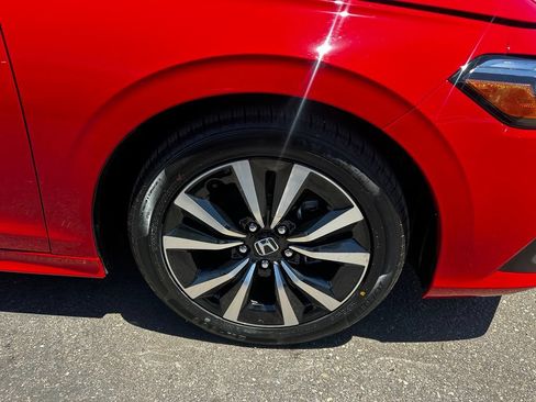 Used 2024 Honda Civic EX image 9