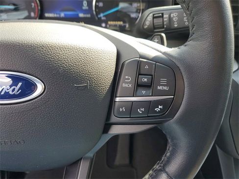 Used 2020 Ford Explorer XLT image 23