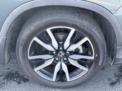 Used 2019 Honda Pilot Elite image 32