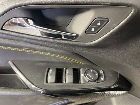 New 2026 Chevrolet Trax LT w/ Driver Confidence Package image 28