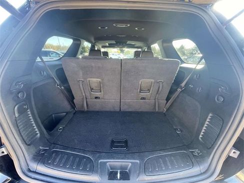 Used 2023 Dodge Durango GT image 9