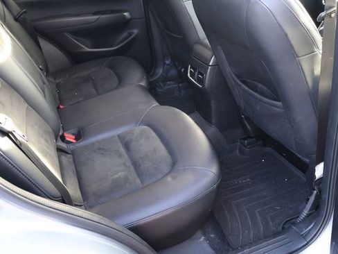 Used 2020 MAZDA CX-5 Touring image 8