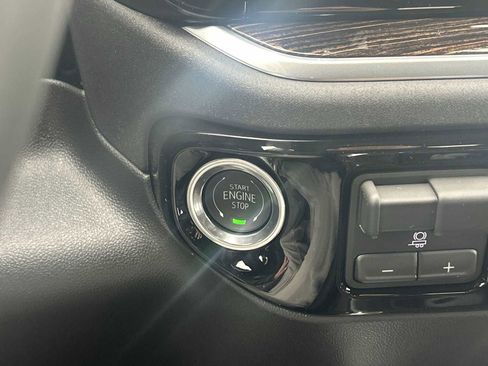 New 2026 GMC Sierra 1500 Elevation w/ Elevation Premium Package AWD/4WD image 17