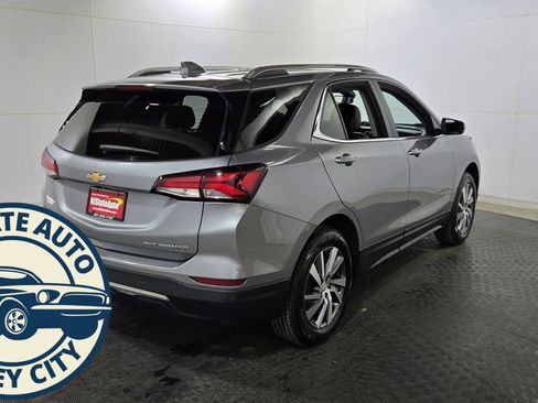 Used 2024 Chevrolet Equinox Premier image 7