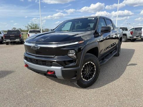 New 2026 Chevrolet Silverado EV Trail Boss image 3