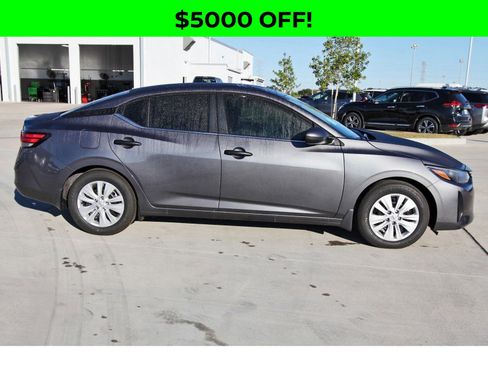 New 2025 Nissan Sentra S image 9