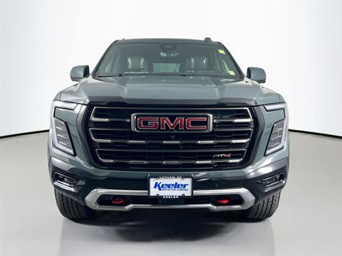 Used 2025 GMC Yukon AT4 Ultimate AWD/4WD image 9