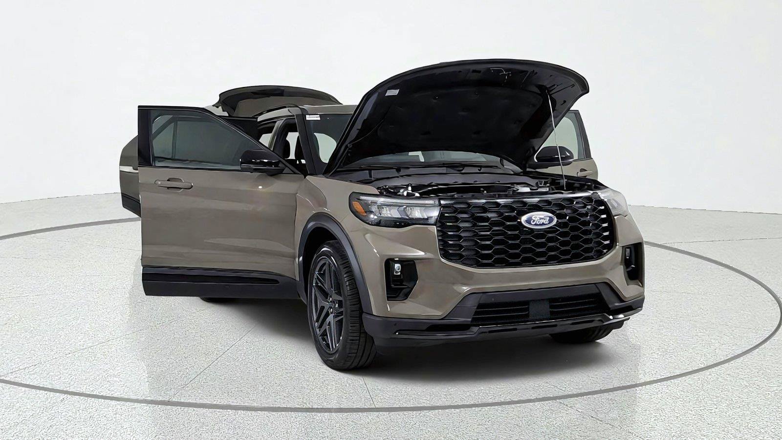 Used 2026 Ford Explorer ST-Line w/ ST-Line Street Pack AWD/4WD image 9