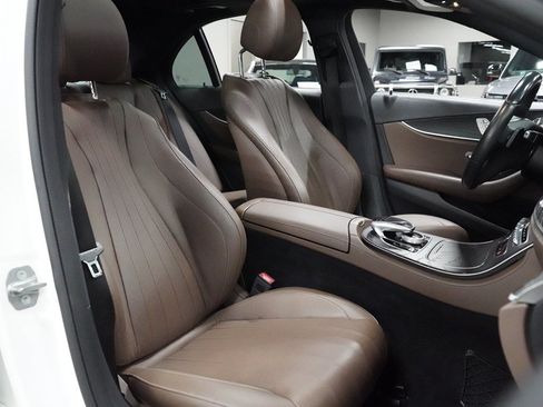 Used 2018 Mercedes-Benz E 300 w/ Premium 2 Package (Q02) image 35