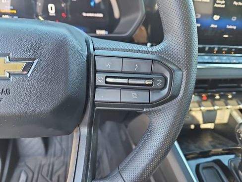 Used 2024 Chevrolet Colorado W/T image 16