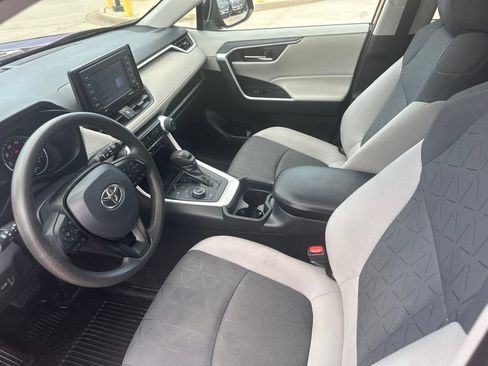 Used 2020 Toyota RAV4 XLE w/ Convenience Package AWD/4WD image 15