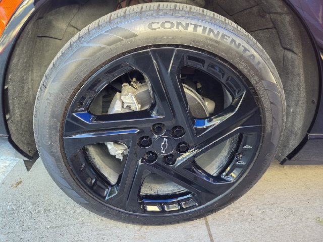 Used 2025 Chevrolet Equinox EV RS FWD image 9
