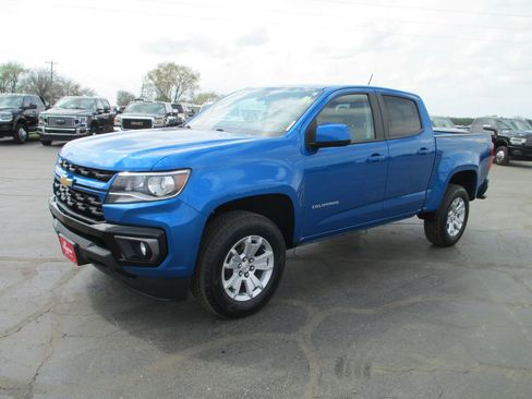 Used 2022 Chevrolet Colorado LT w/ Luxury Package image 11