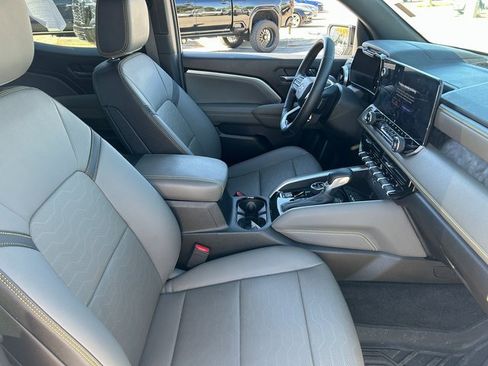 Used 2023 Chevrolet Colorado ZR2 w/ Desert Boss Special Edition image 35