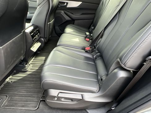 Used 2024 Acura MDX SH-AWD w/ Technology Package image 22