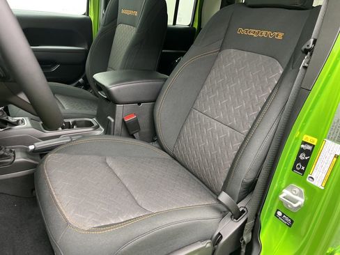 New 2026 Jeep Gladiator Mojave image 10