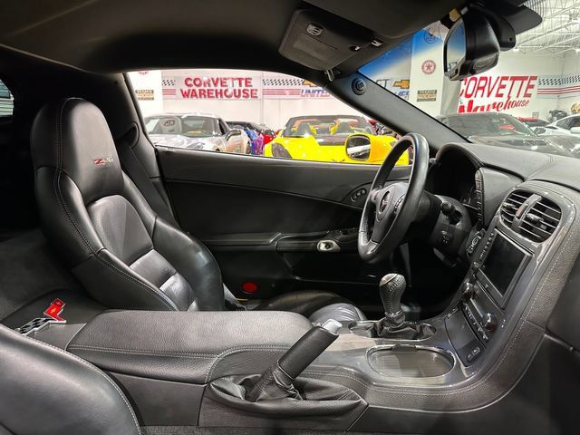 Used 2009 Chevrolet Corvette Z06 w/ Preferred Equipment Group RWD image 12