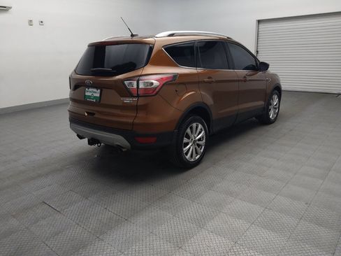 Used 2017 Ford Escape Titanium AWD/4WD image 9