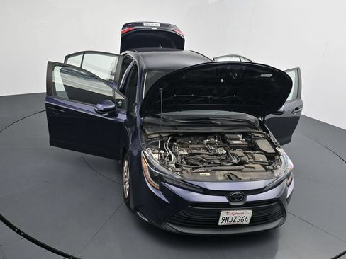 Used 2024 Toyota Corolla LE FWD image 25