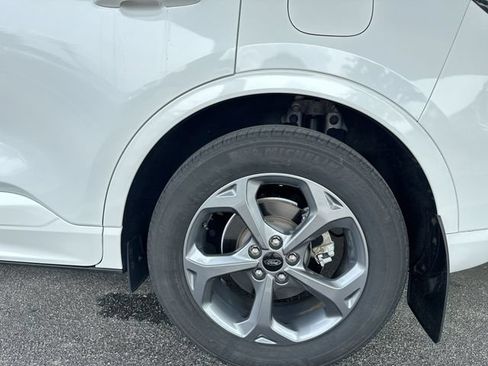 Certified 2023 Ford Escape ST-Line w/ Tech Pack #1 FWD image 10