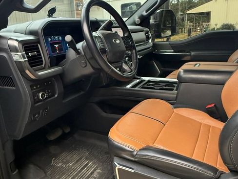 Used 2024 Ford F350 Platinum AWD/4WD image 6
