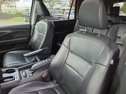 Used 2017 Honda Pilot EX-L image 16
