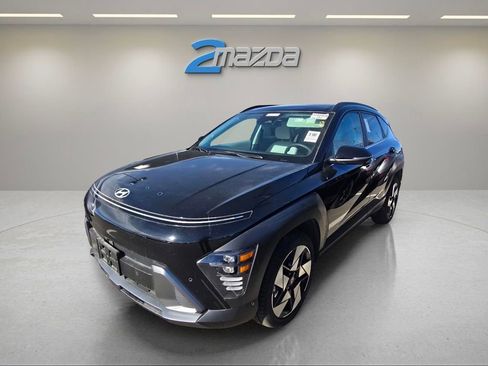 Used 2024 Hyundai Kona Limited image 12