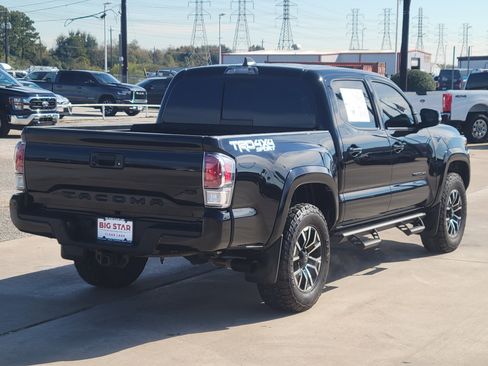 Used 2023 Toyota Tacoma 4x4 Double Cab image 5