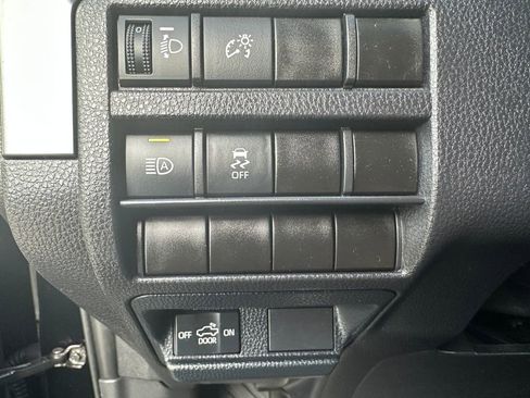 Certified 2024 Toyota Tacoma TRD Off-Road image 23