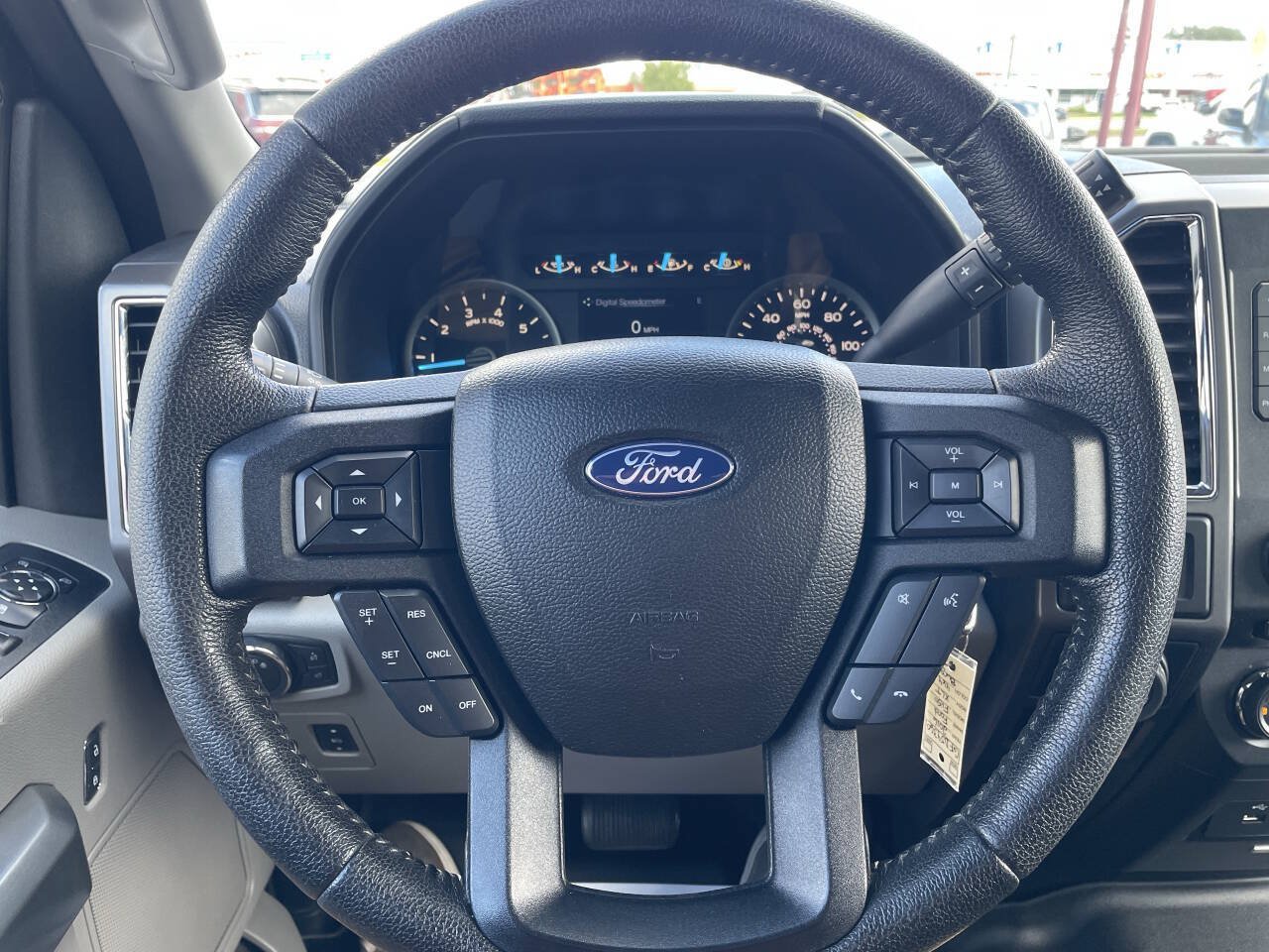 Used 2016 Ford F150 XLT w/ Equipment Group 301A Mid AWD/4WD image 19