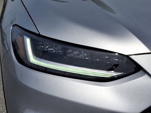 Certified 2024 Honda HR-V LX image 9