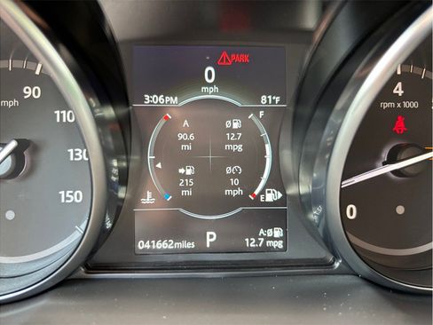 Used 2019 Land Rover Discovery Sport SE AWD/4WD image 21