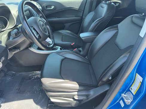 Used 2020 Jeep Compass Latitude FWD image 10