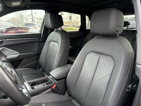 Used 2022 Audi Q3 2.0T Premium Plus w/ Premium Plus Package image 13