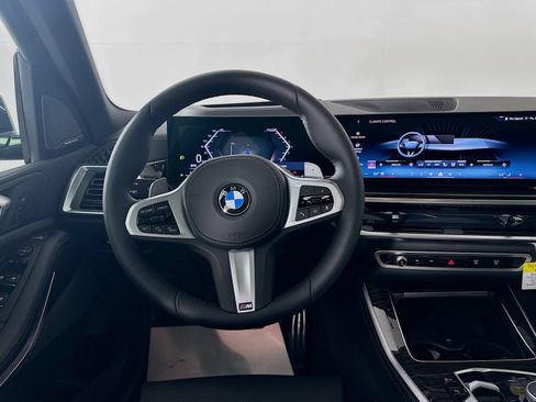 New 2026 BMW X5 xDrive40i w/ M Sport Package AWD/4WD image 15