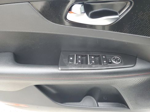 Certified 2023 Kia Forte GT image 18