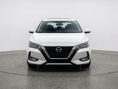 Used 2025 Nissan Sentra SV FWD image 2