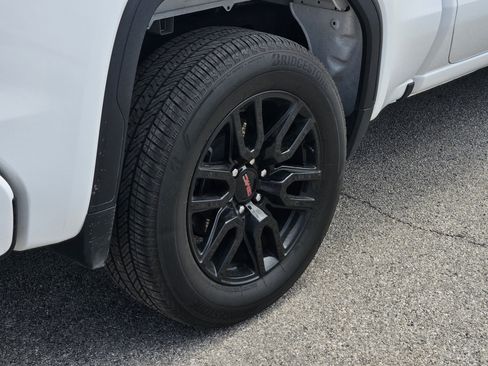 Used 2023 GMC Sierra 1500 Elevation AWD/4WD image 9