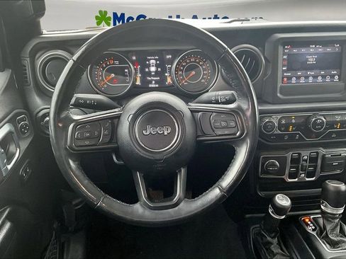 Used 2021 Jeep Gladiator Sport image 10