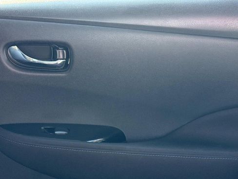 Used 2018 Nissan Leaf SV w/ SV All Weather Package image 15