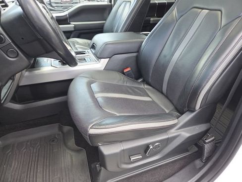 Used 2018 Ford F150 Platinum w/ Equipment Group 701A Luxury AWD/4WD image 41