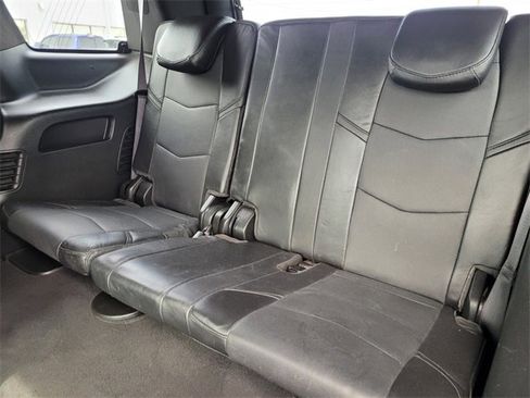 Used 2016 Cadillac Escalade Platinum image 12
