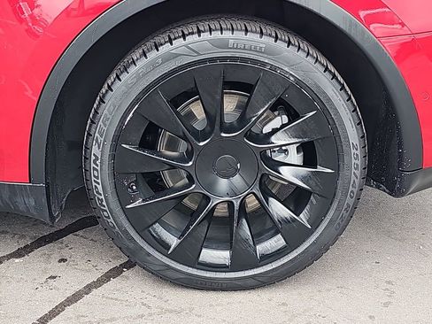 Used 2021 Tesla Model Y Long Range AWD/4WD image 38