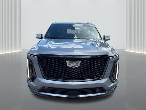 Certified 2026 Cadillac Escalade Platinum Sport w/ LPO, ONYX Package AWD/4WD image 2