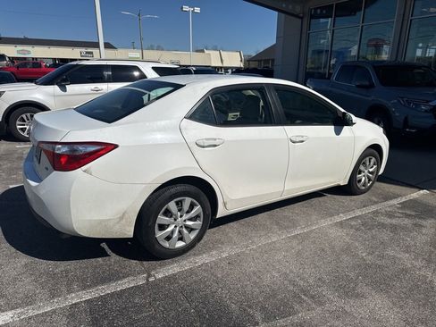 Used 2016 Toyota Corolla LE image 4