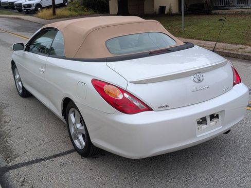 Used 2006 Toyota Solara SLE image 11